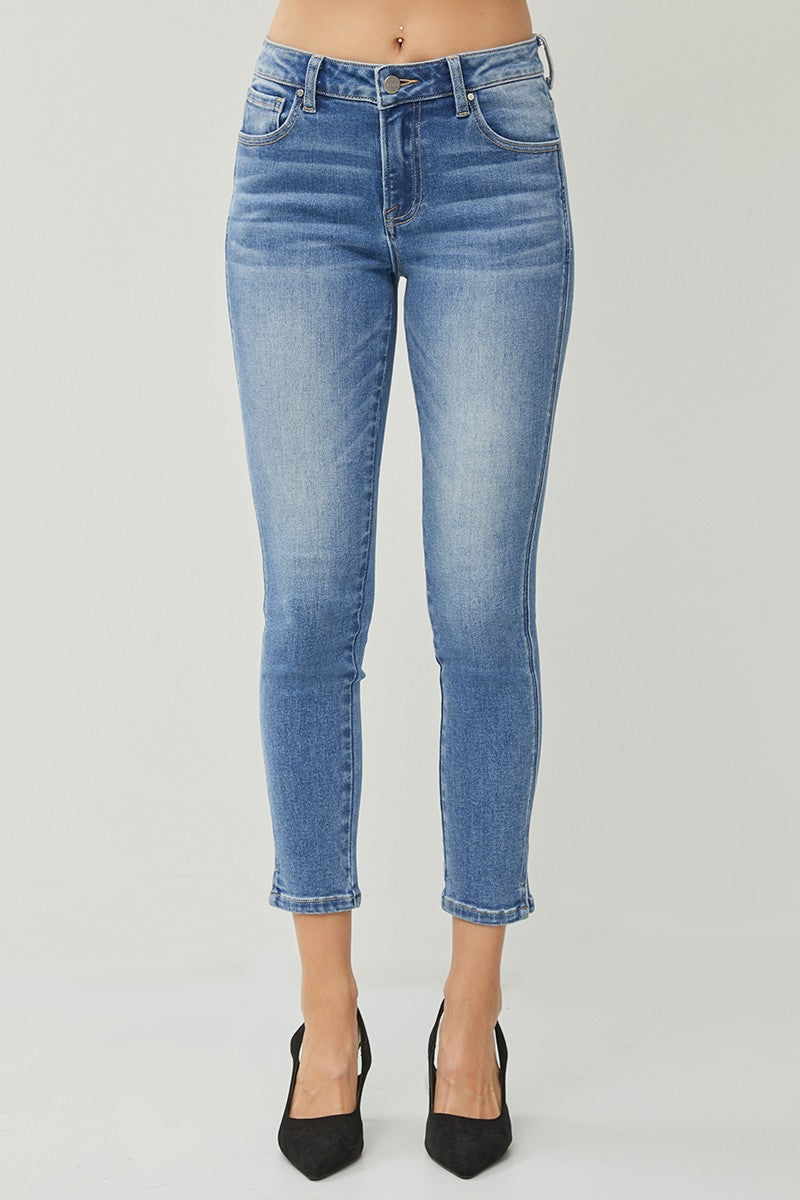 Mid-Rise Risen Jeans w/ Small Ankle Side Slit