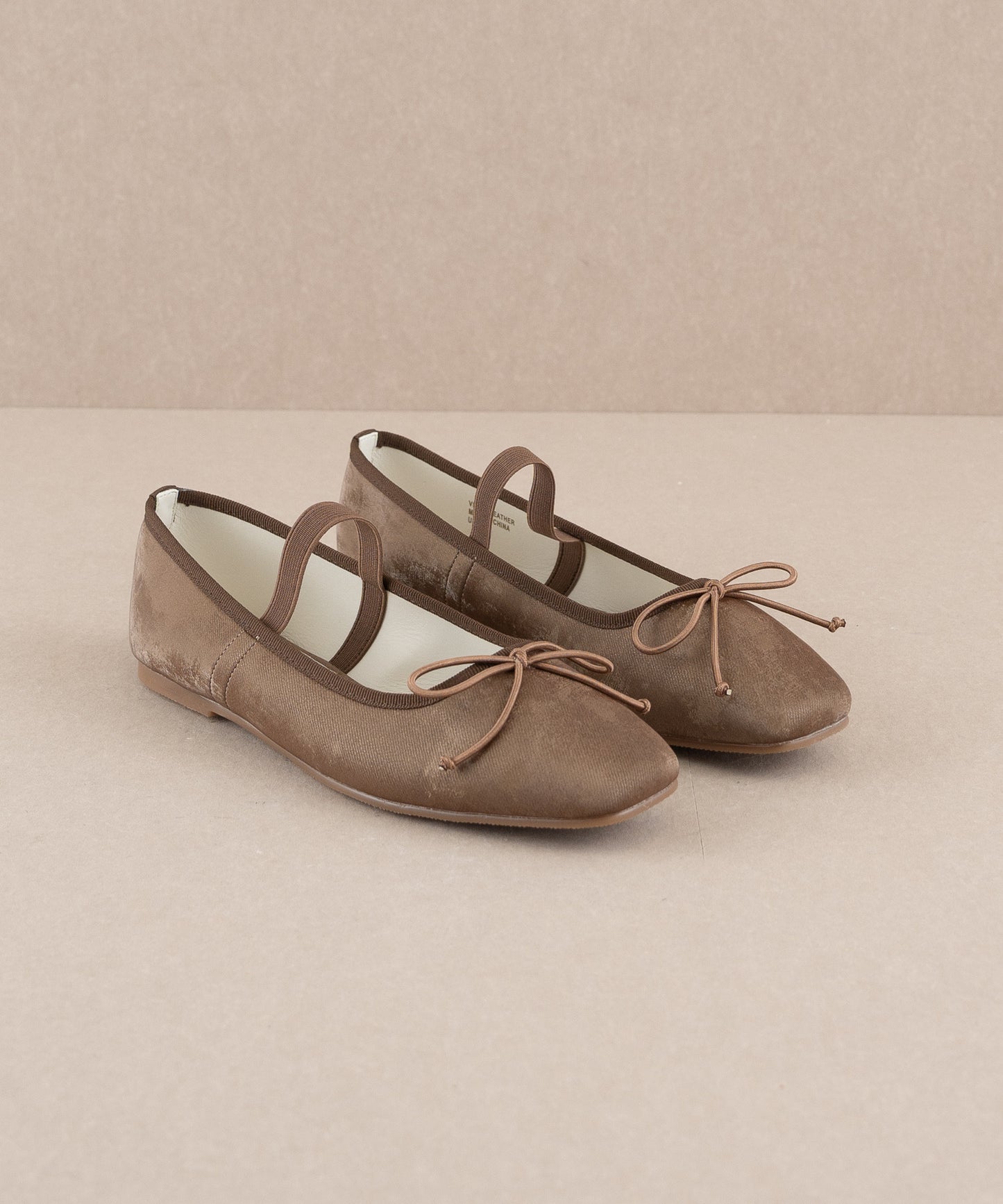 The London Ballet Pointe Flats (2 Options)